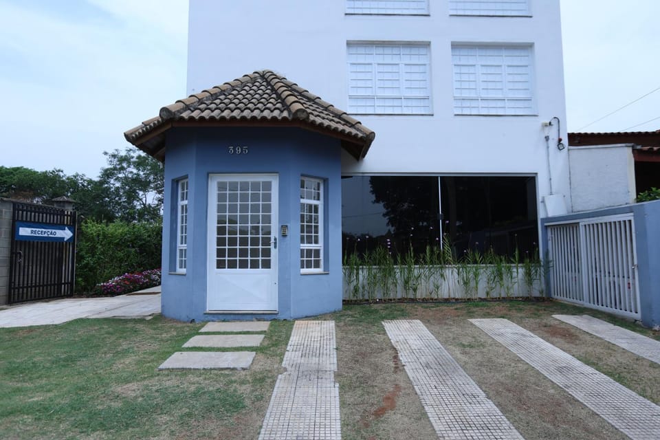 Facade/entrance, Parking