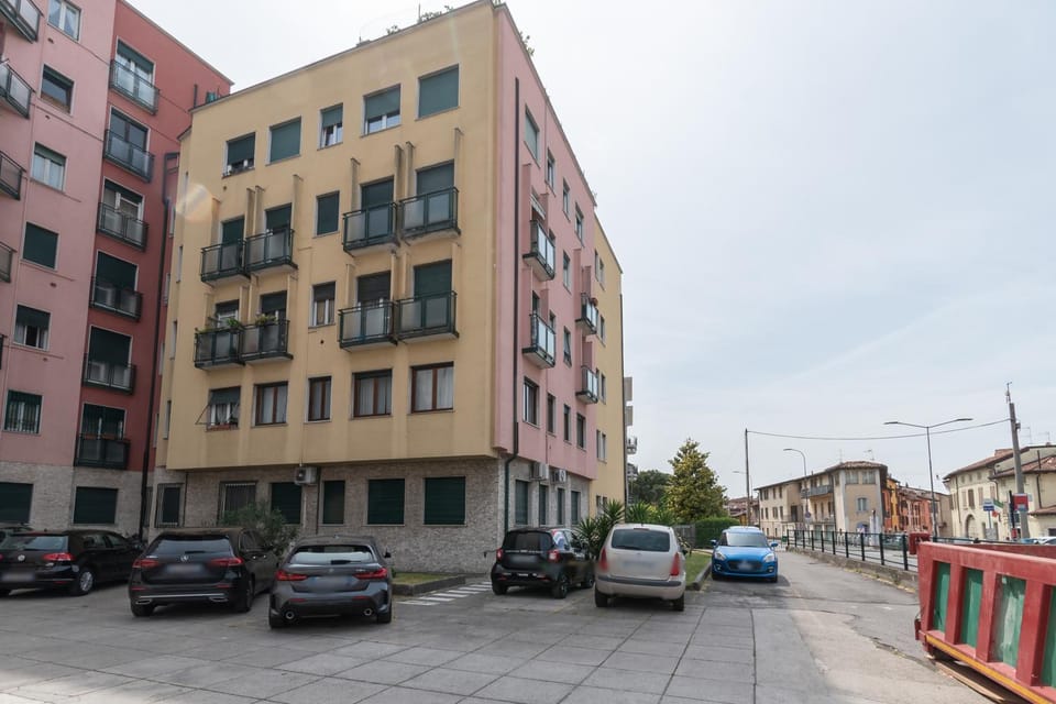 Property building, Parking