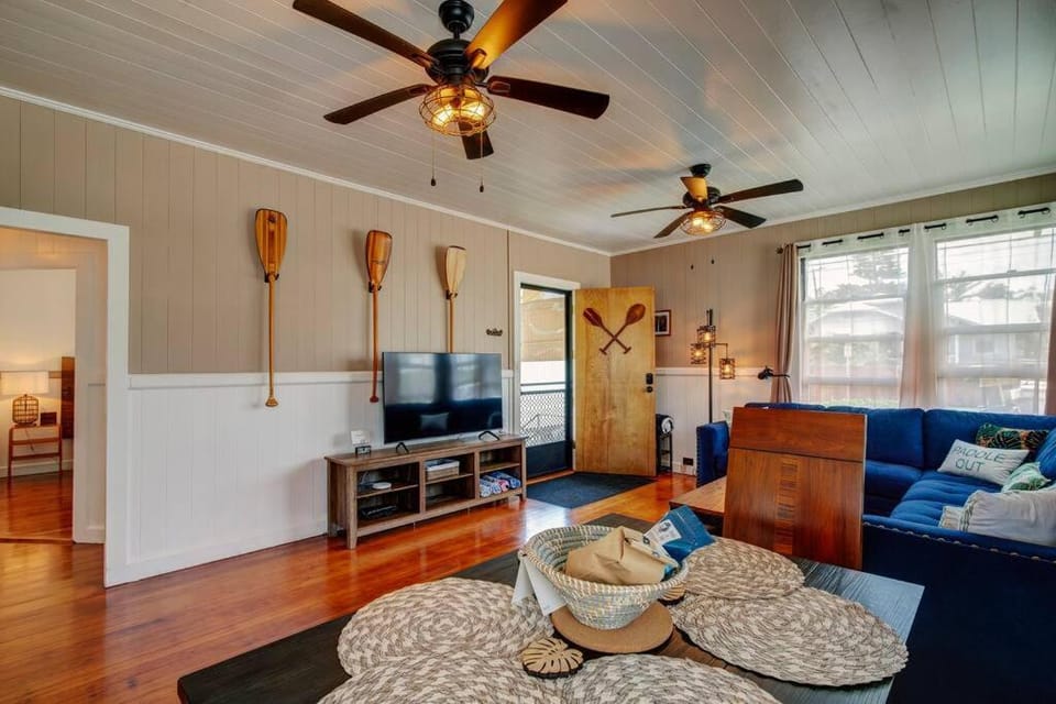 NEW Paddler's Inn- 3BR Hilo Downtown House in Hilo