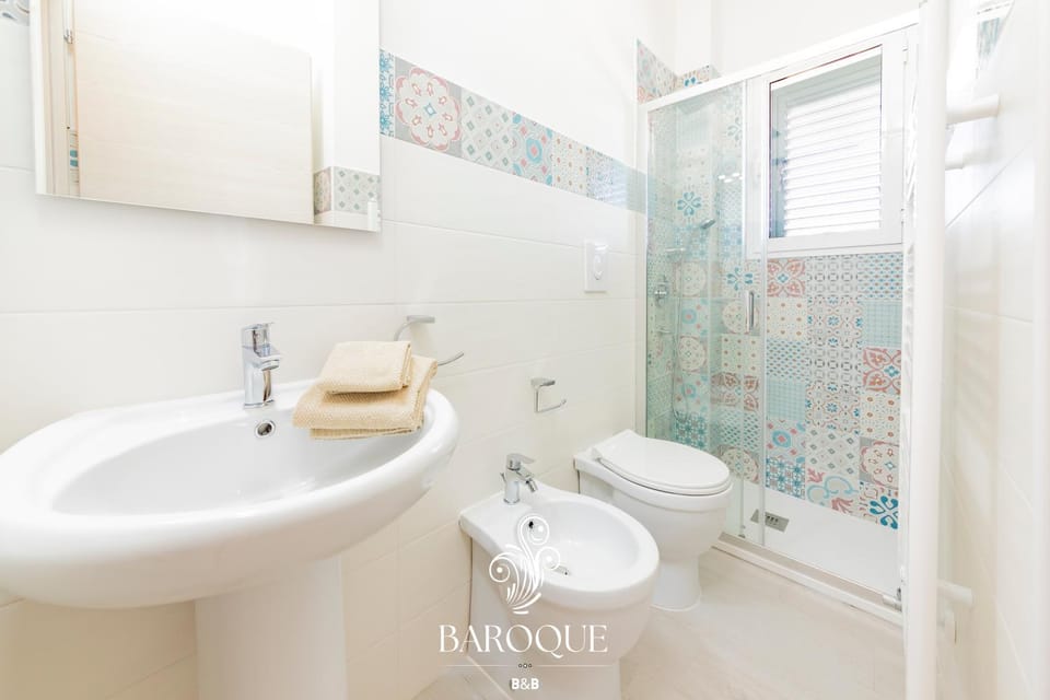 Shower, Toilet, Bathroom, bidet