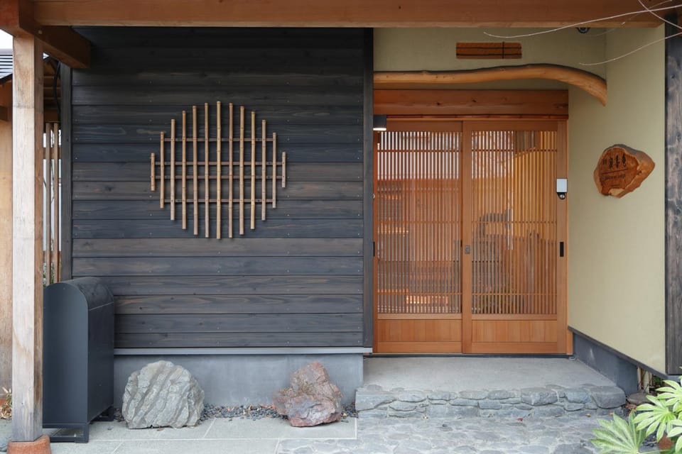 Facade/entrance, Day