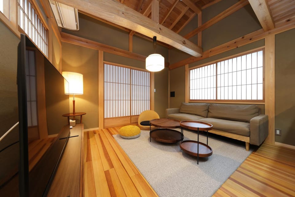 TV and multimedia, Living room, Photo of the whole room, Seating area