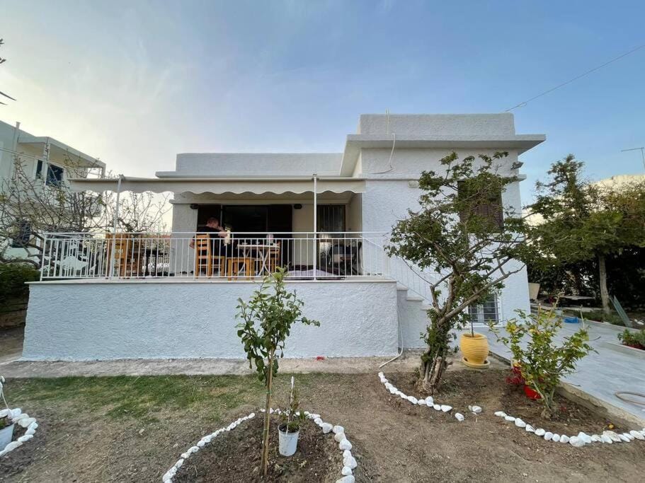 Property building, Garden, Garden, Garden view
