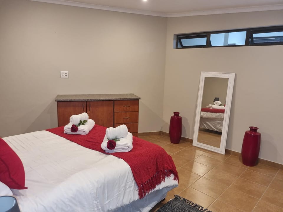 Roosthaven Guesthouse Bed and Breakfast in Pretoria