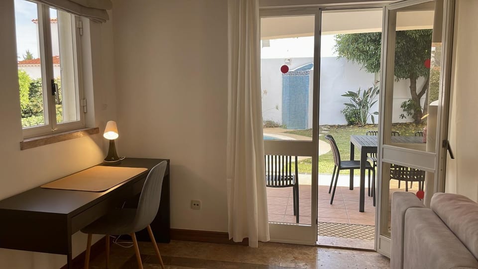 View (from property/room), Balcony/Terrace, Seating area