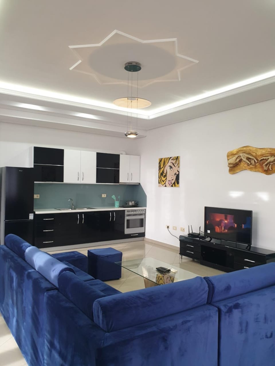 Communal lounge/ TV room, TV and multimedia, Living room, Seating area