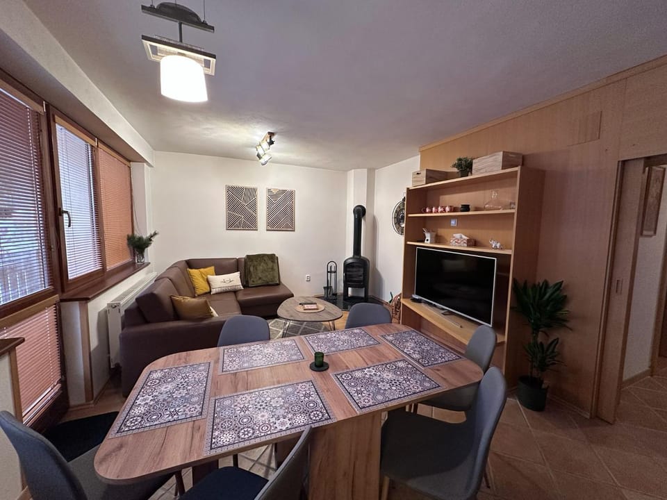 TV and multimedia, Living room