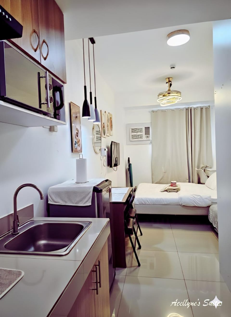 Kitchen or kitchenette, Photo of the whole room, Dining area, Bedroom, stove