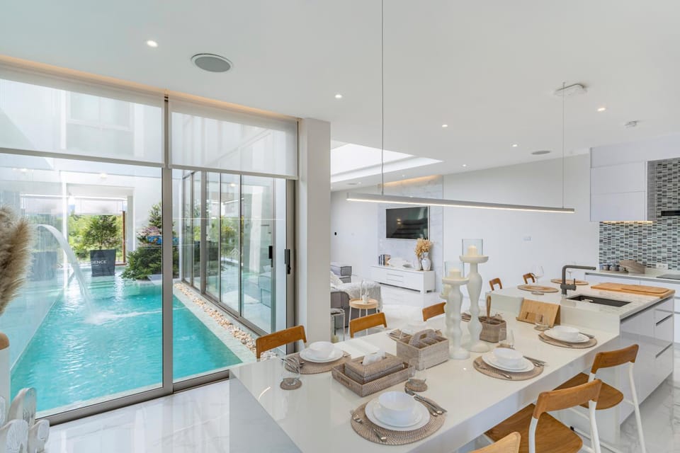 The Residence by Andaman Villa Phuket Free Airoport Pick up from 7 days Villa in Thep Krasatti