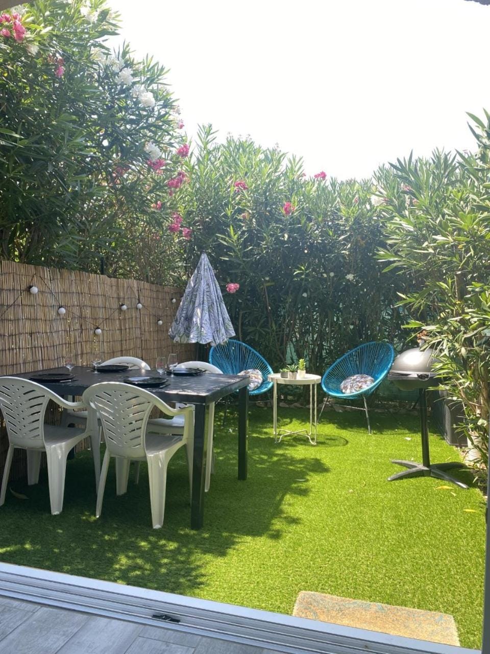 Patio, Garden, Garden view