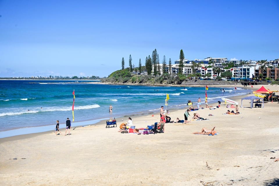 Day, People, Beach, Sea view, group of guests