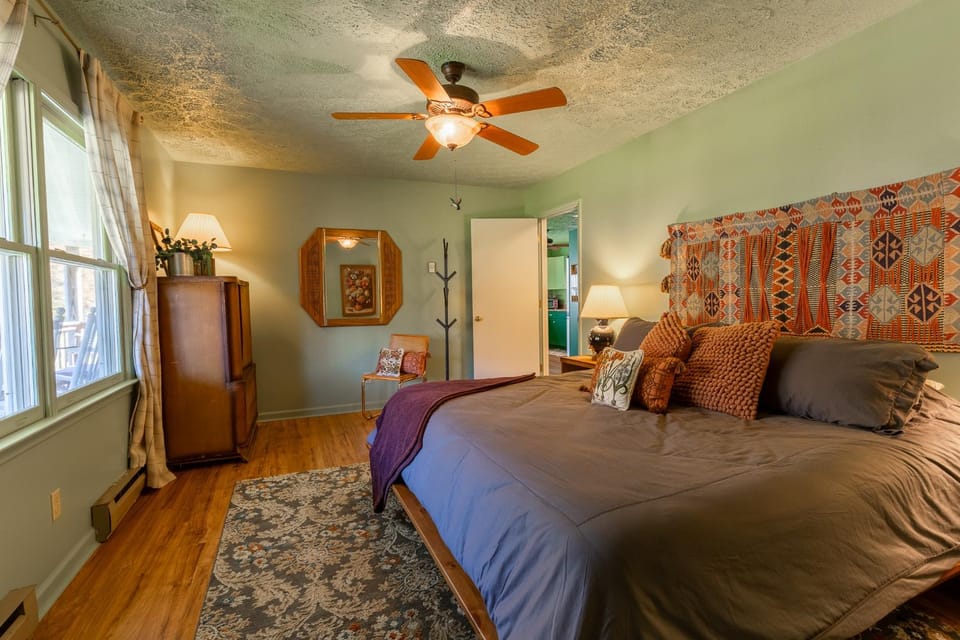 Bed, Bedroom, wardrobe