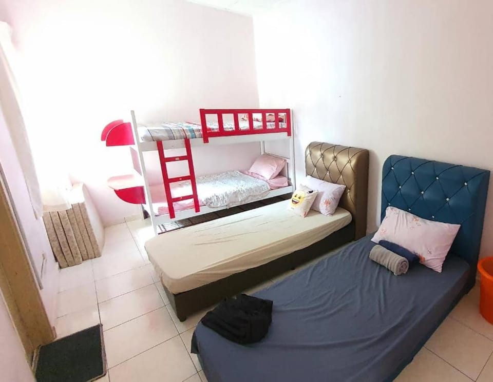 Bed, Bedroom, bunk bed
