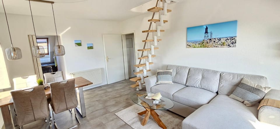 Apartment "Windstärke 1" mit sonnigem Südbalkon Sauna und Parkplatz - 200m zum Deich Apartment in Schleswig-Holstein