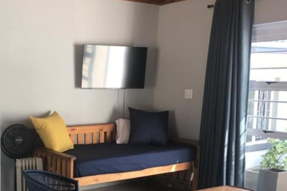 Bed, TV and multimedia