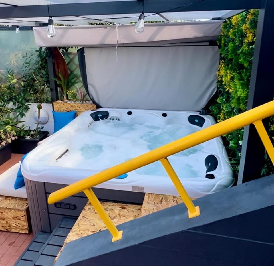 Hot Tub