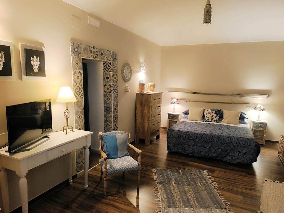Decorative detail, Bedroom