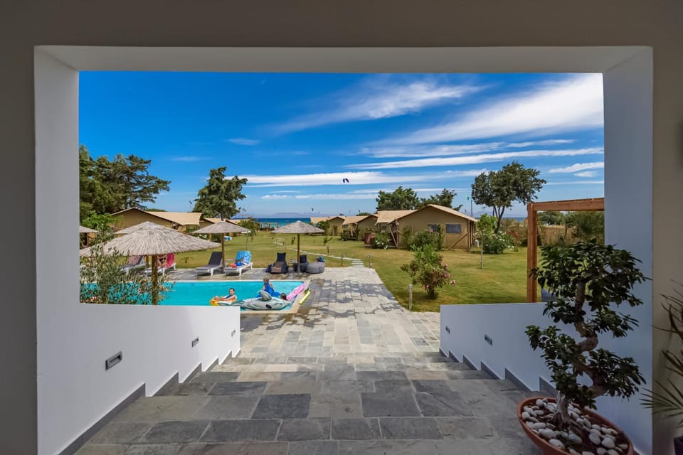 Balcony/Terrace, Swimming pool