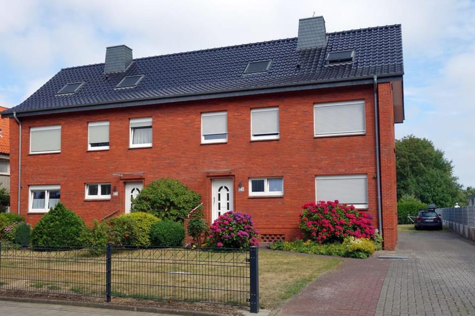 Rugenbargsweg 29 Whg 2 House in Cuxhaven