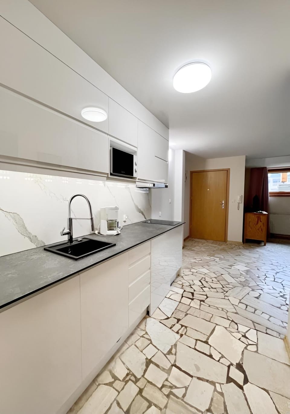Kitchen or kitchenette, stove, kitchen