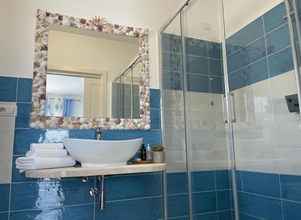 Manzoni Gente di Mare Bed and Breakfast in Olbia