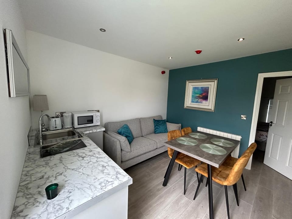 Living room, Dining area, Dinner