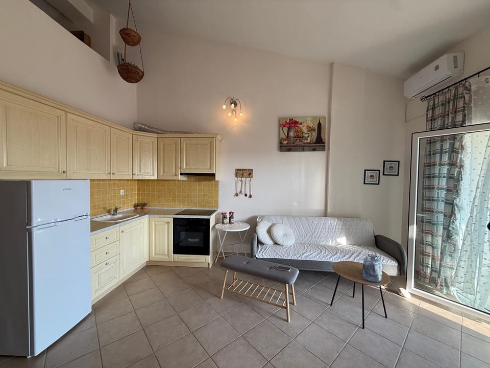 Cozy 2BR Apartment in Mola Kaliva with Sea View Apartment in Halkidiki