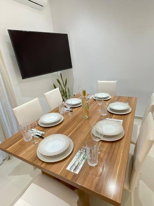 The Cosy Nest -BREAKFAST INCLUDED & CAR RENTAL AVAILABLE Apartment in Rhodes