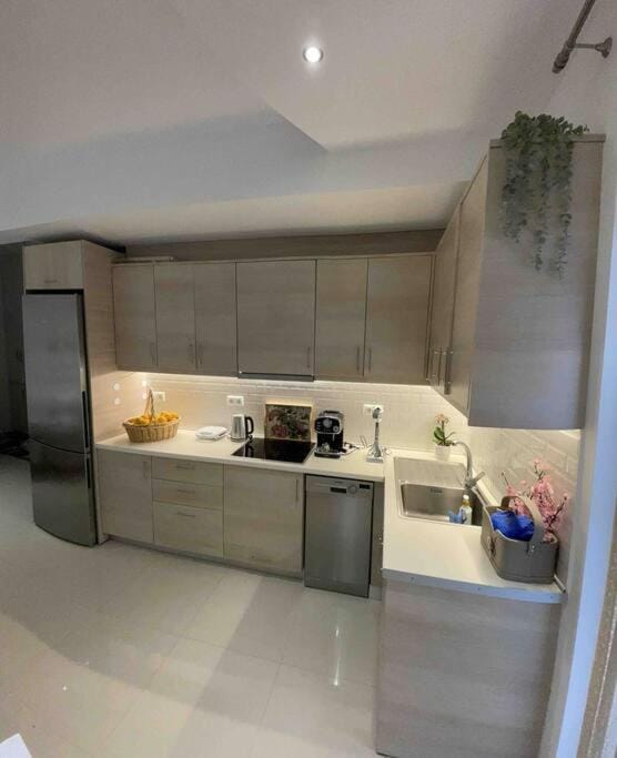 The Cosy Nest -BREAKFAST INCLUDED & CAR RENTAL AVAILABLE Apartment in Rhodes