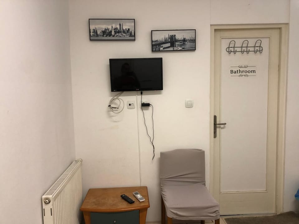 BISHNU HOSTEL Hostel in City of Zagreb