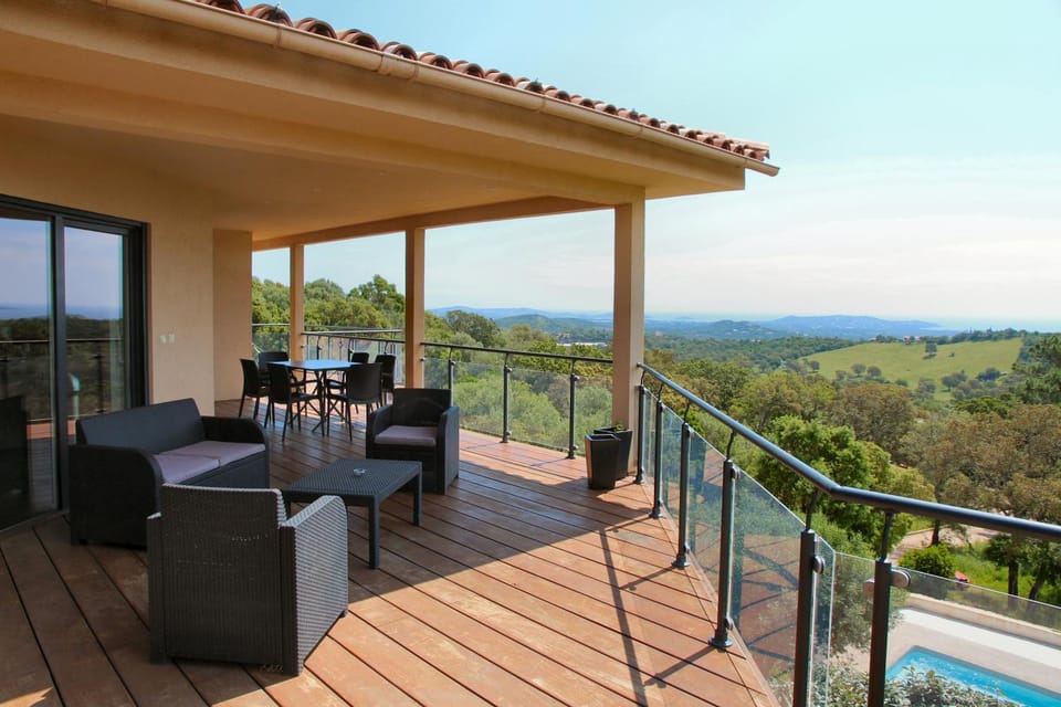 Patio, Sea view