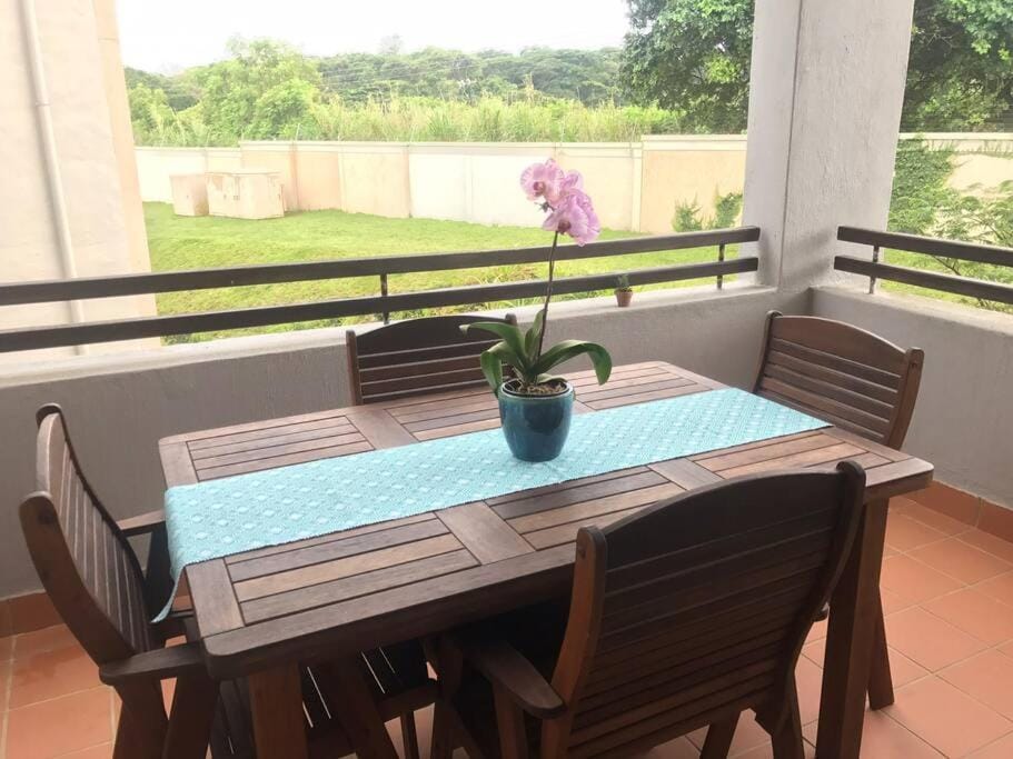 Balcony/Terrace, Garden view