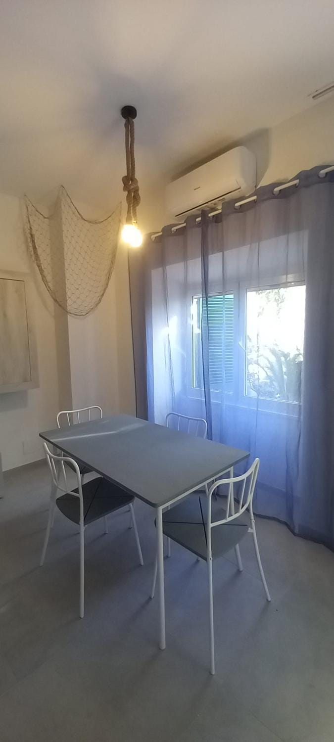 Il Veliero Appartamento con Giardino Apartment in Terracina
