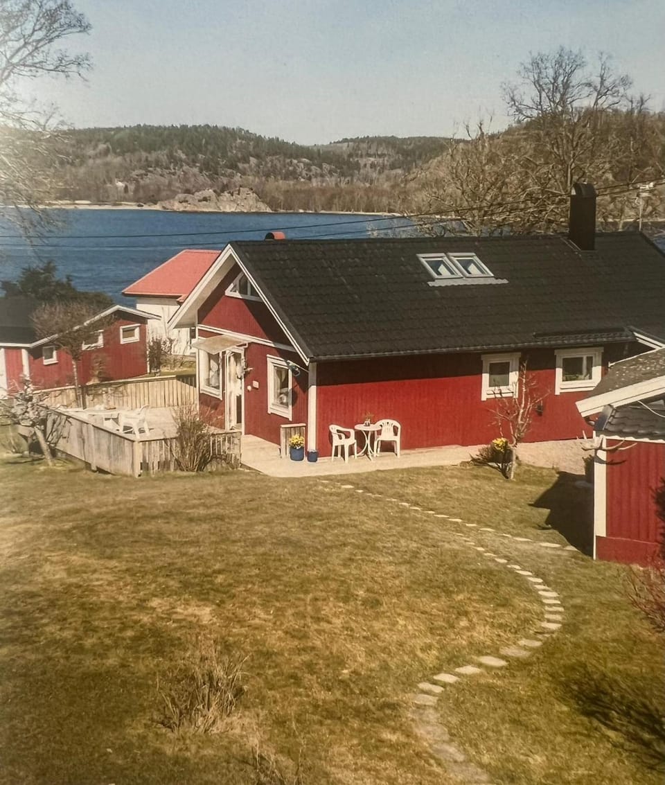 Saltkällan Hällaviksvägen 11 House in Västra Götaland County