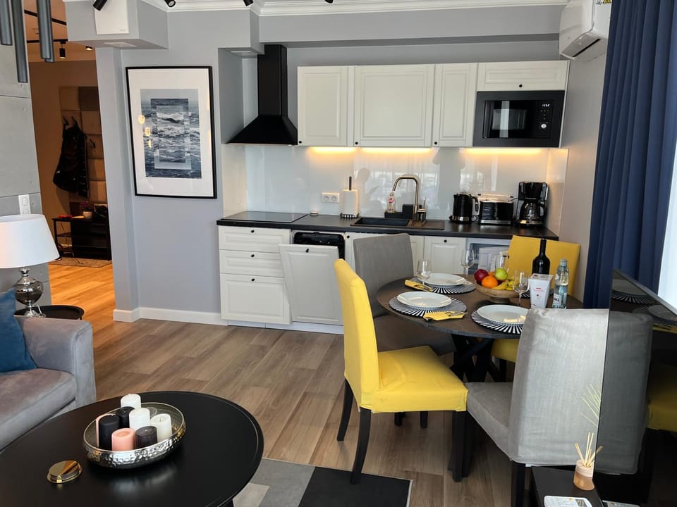 Sunny Apartment Balticus Promenada Gwiazd 14 z parkingiem Apartment in Miedzyzdroje