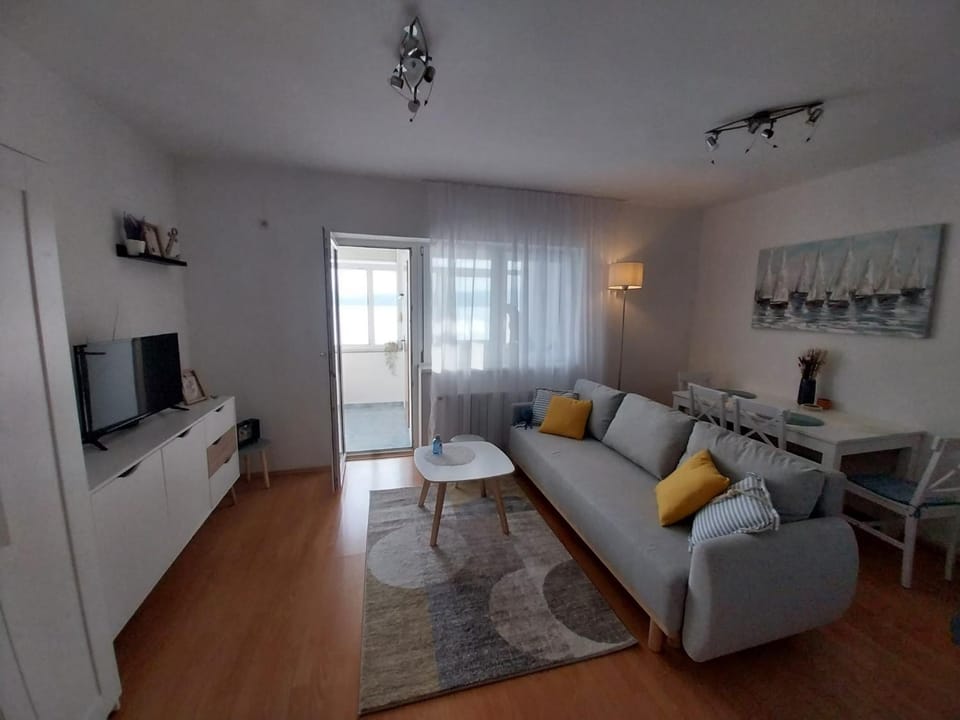 Communal lounge/ TV room, Seating area