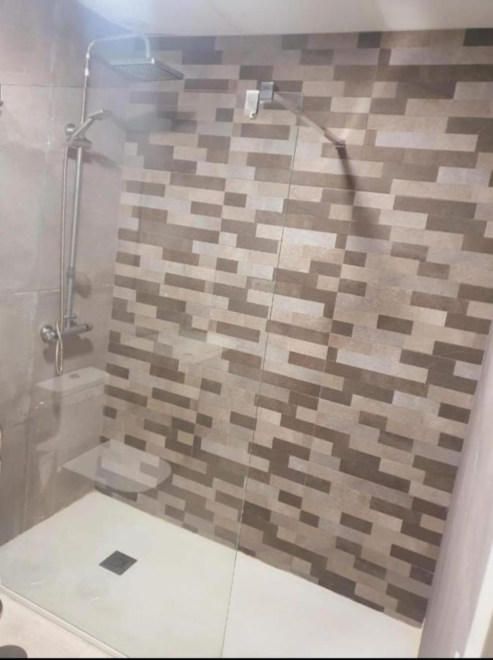 ESTUPENDO PISO a 3 min ESTACIÒN DE TREN MARIA ZAMBRANO Y BUS Apartment in Malaga