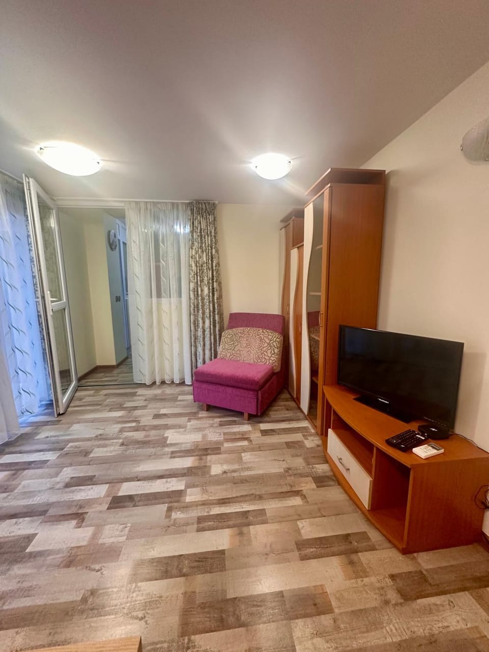 TV and multimedia, Living room, Photo of the whole room