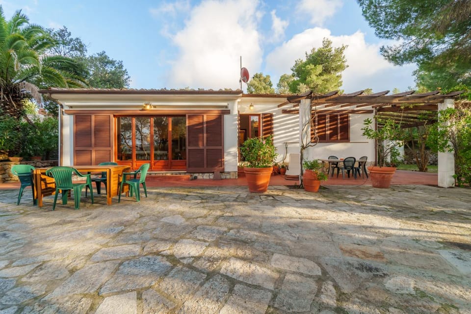 Property building, Patio, Garden, Garden view
