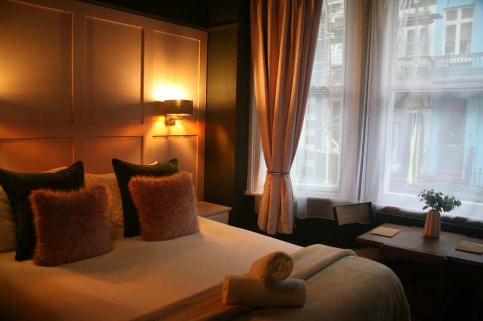 Salt Life Escape Apartment in Brighton