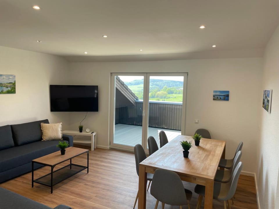 TV and multimedia, View (from property/room), Balcony/Terrace, Living room, Dining area