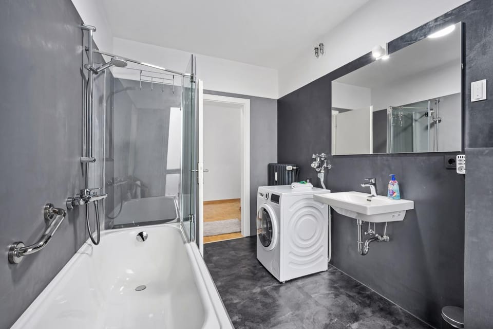 Shower, Bathroom, Bath