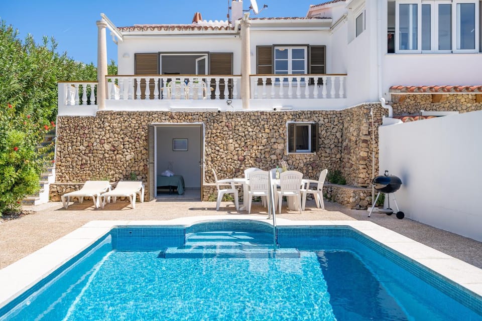 Property building, Facade/entrance, Swimming pool