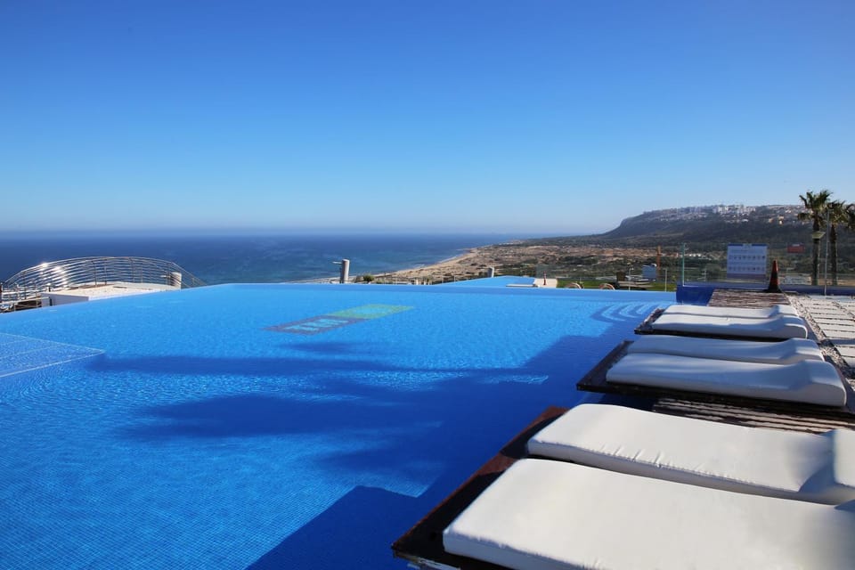 Day, Pool view, Sea view, Swimming pool, sunbed