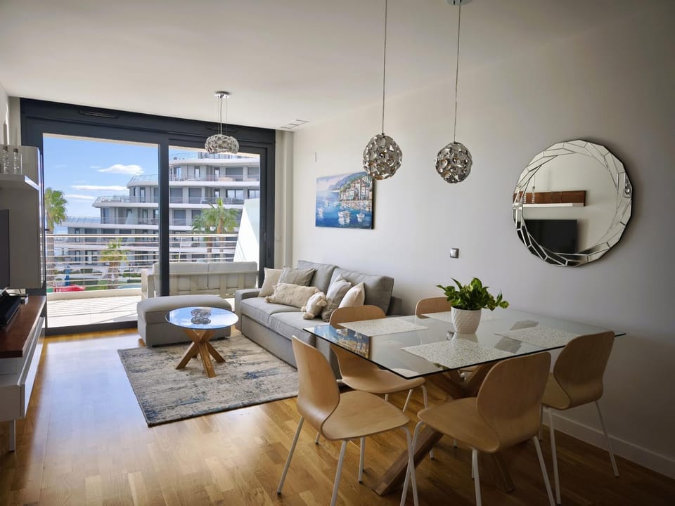 Living room, Seating area, Dining area