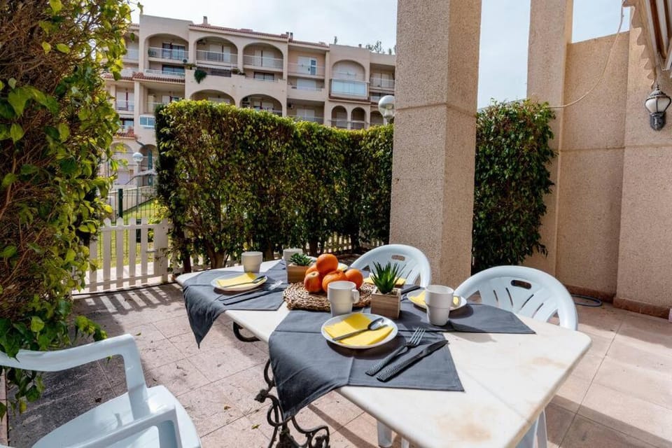 Super duplex in El Campello, Playa de Muchavista Apartment in Alacantí