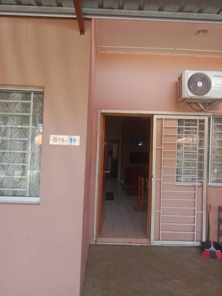 melati home vacation Apartment in Sabah