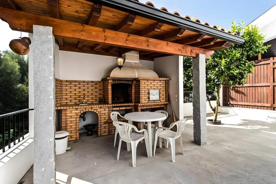 Patio, BBQ facilities, Balcony/Terrace, Dining area