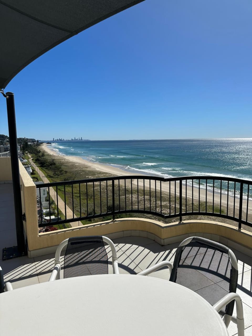 Natural landscape, View (from property/room), Balcony/Terrace, Seating area, Dining area, Beach, Sea view