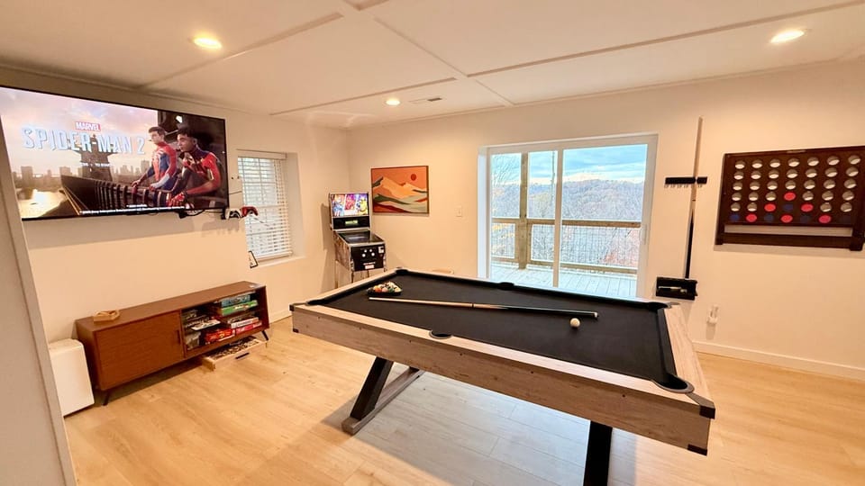 Billiard, Game Room, TV and multimedia